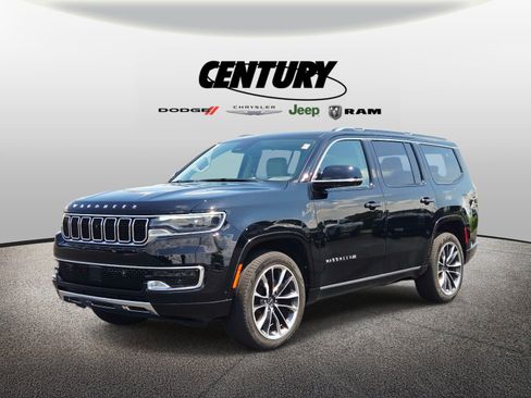 Used 2024 Jeep Wagoneer Series III w/ Premium Group I AWD/4WD image 8