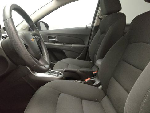 Used 2016 Chevrolet Cruze LT w/ Technology Package image 17