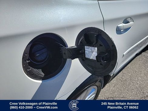 Used 2016 Subaru Outback 2.5i Premium AWD/4WD image 32