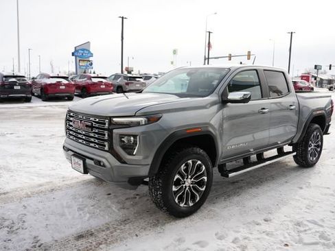 Used 2023 GMC Canyon Denali image 21