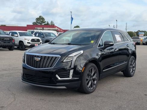 Used 2020 Cadillac XT5 Premium Luxury FWD image 6