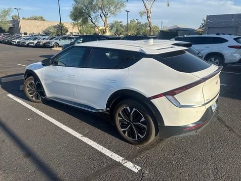 Certified 2024 Kia EV6 Wind AWD/4WD image 6