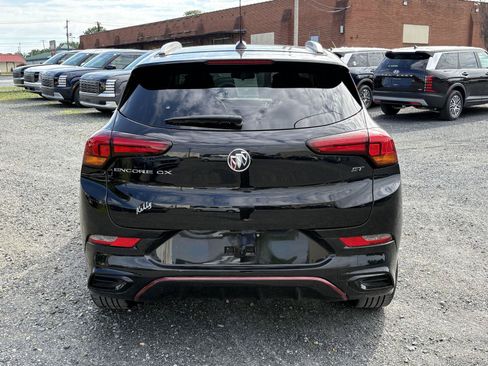 Used 2022 Buick Encore GX Select w/ Sport Touring Package FWD image 7