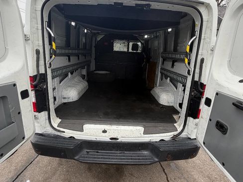 Used 2018 Nissan NV 2500 SV RWD image 36