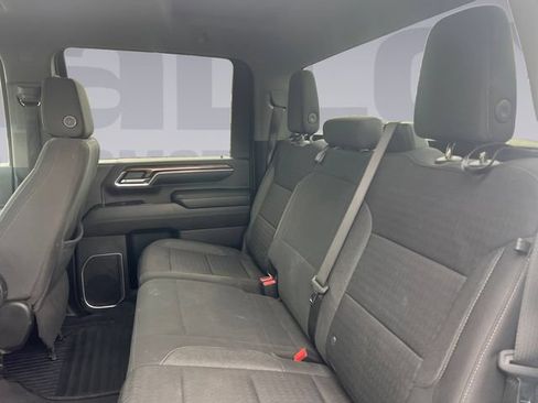 Used 2024 Chevrolet Silverado 2500 LT AWD/4WD image 16