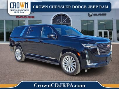 Used 2024 Cadillac Escalade ESV Luxury