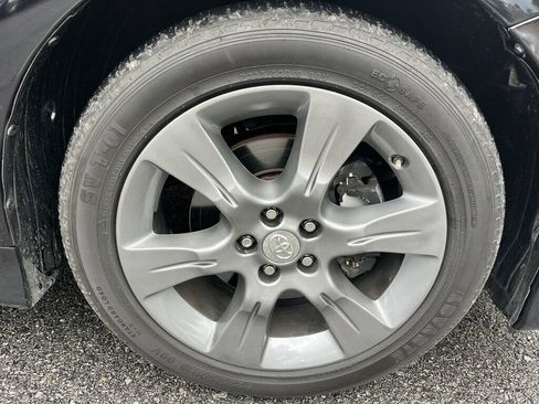 Used 2016 Toyota Sienna SE Premium FWD image 12