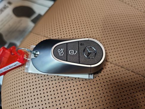 New 2026 Mercedes-Benz CLE 450 4MATIC Cabriolet image 38