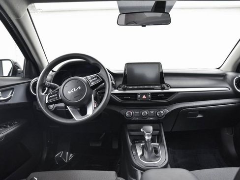 Used 2023 Kia Forte LXS w/ LXS Technology Package image 23