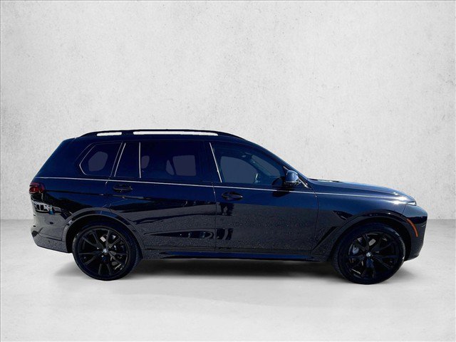 Used 2024 BMW X7 xDrive40i w/ M Sport Package AWD/4WD image 5