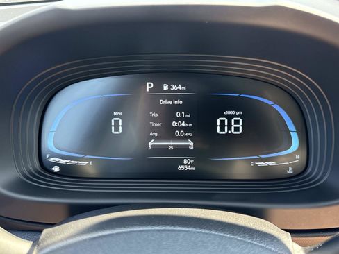 Certified 2025 Hyundai Venue Limited FWD image 13