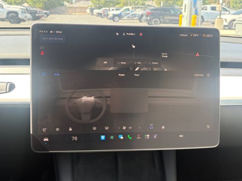Used 2022 Tesla Model Y Performance AWD/4WD image 19