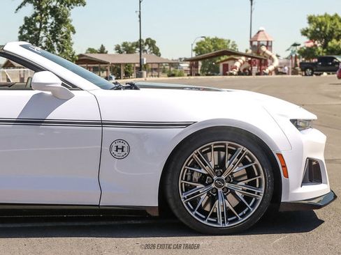 Used 2024 Chevrolet Camaro ZL1 RWD image 9