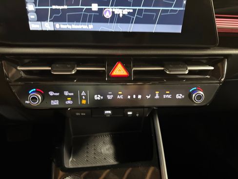 Certified 2023 Kia Niro Wind w/ Wind Preserve Package FWD image 29