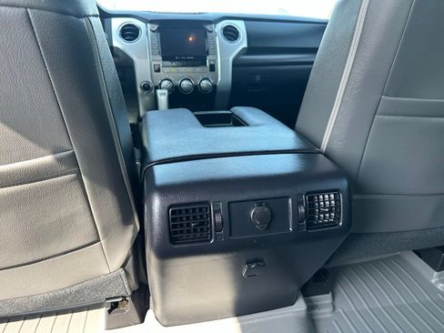 Used 2020 Toyota Tundra SR5 w/ SR5 Upgrade Package AWD/4WD image 25