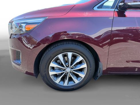Used 2016 Kia Sedona SX FWD image 9
