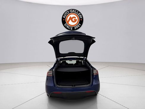 Used 2023 Tesla Model Y Long Range image 26