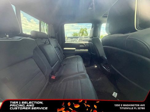 Used 2024 GMC Sierra 2500 AT4X AWD/4WD image 8