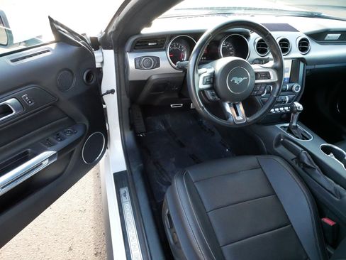 Used 2023 Ford Mustang Premium image 9