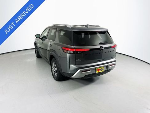 Certified 2023 Nissan Pathfinder SL w/ Lighting Package (N92) FWD image 7