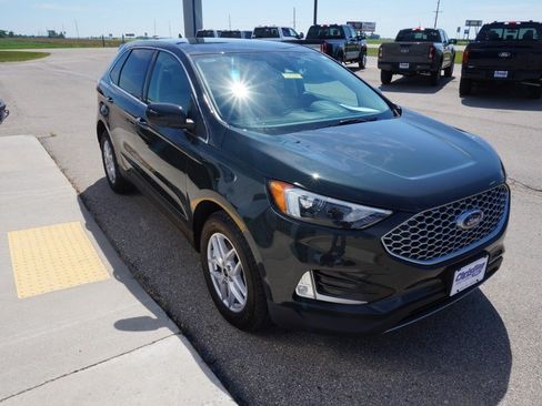 Used 2023 Ford Edge SEL w/ Convenience Package AWD/4WD image 6