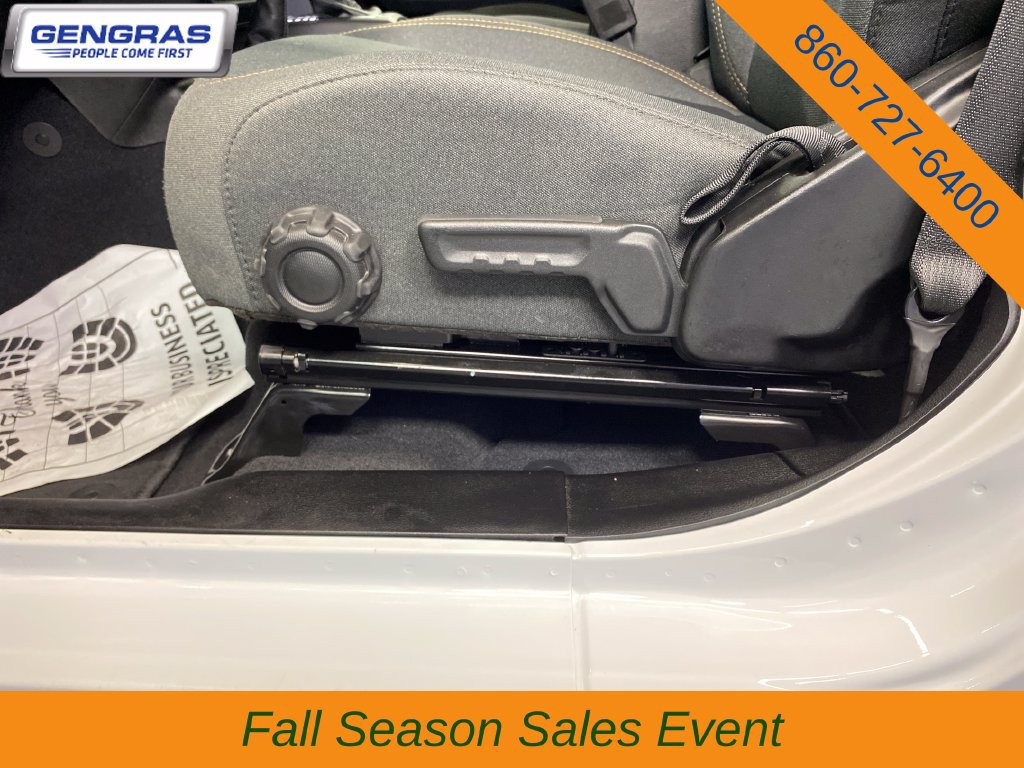 Used 2026 Jeep Wrangler Unlimited Sahara AWD/4WD image 14