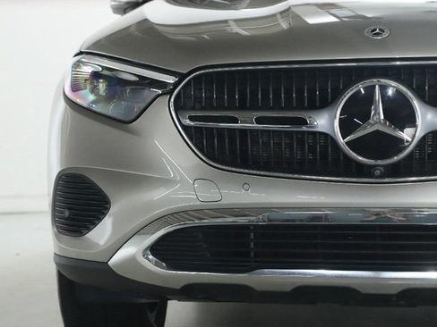 Used 2023 Mercedes-Benz GLC 300 4MATIC image 8