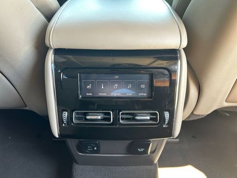 Used 2022 Lincoln Aviator Reserve w/ Equipment Group 201A AWD/4WD image 26