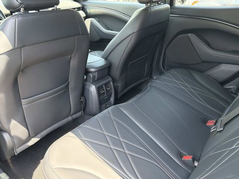 Used 2022 Ford Mustang Mach-E Select RWD image 10