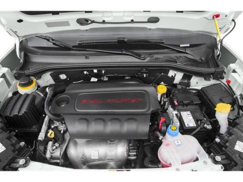 Used 2018 RAM ProMaster City SLT w/ Lights & Wheels Group image 16