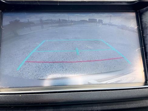 Used 2015 Toyota RAV4 LE FWD image 26