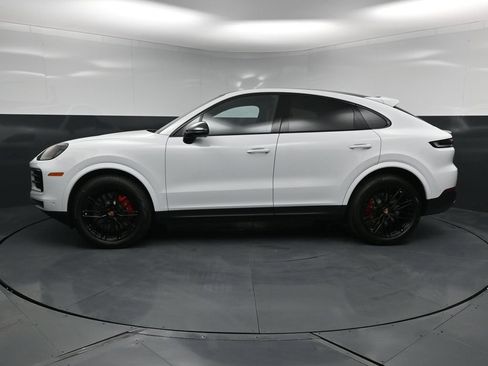 New 2026 Porsche Cayenne S AWD/4WD image 2