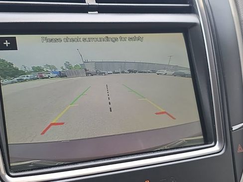 Used 2017 Lincoln MKX Select w/ Select Plus Package FWD image 21