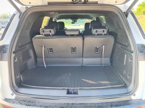 New 2026 Chevrolet Traverse LT w/ Enhanced Driving Package image 14