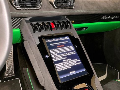 Used 2023 Lamborghini Huracan Tecnica image 11