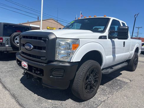 Used 2014 Ford F250 XL w/ Power Equipment Group AWD/4WD image 3