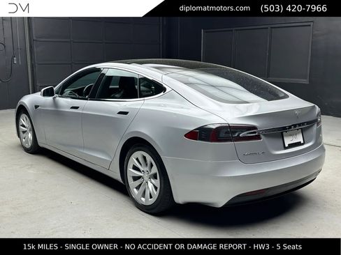 Used 2017 Tesla Model S 75 RWD image 5