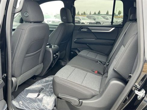 New 2025 GMC Acadia Elevation image 24