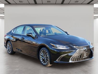New 2025 Lexus ES 300h Ultra Luxury w/ Accessory Package (Z1)