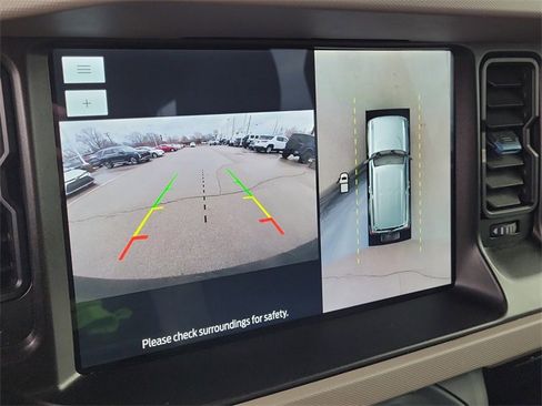 Used 2022 Ford Bronco Wildtrak image 28