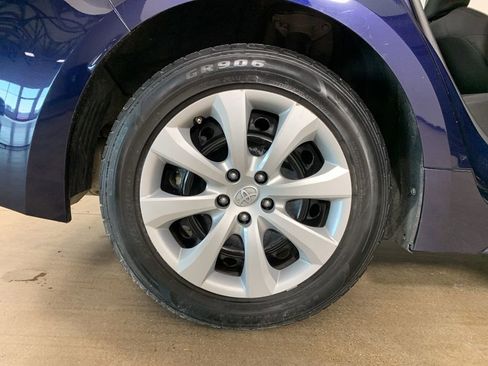 Used 2022 Toyota Corolla LE image 36