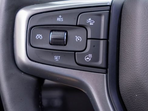 Used 2023 Chevrolet Tahoe Premier AWD/4WD image 25