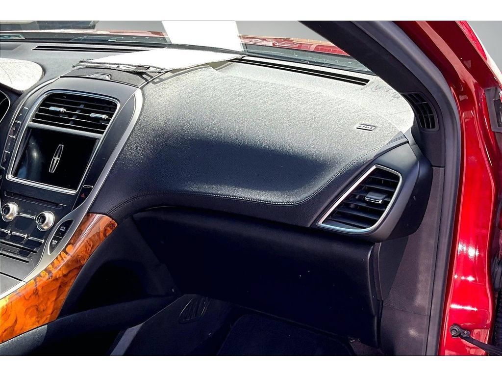 Used 2016 Lincoln MKX Reserve w/ Equipment Group 102A AWD/4WD image 22