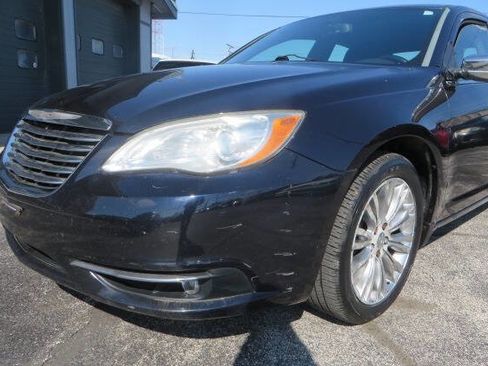 Used 2012 Chrysler 200 Limited w/ Sun/Sound Group image 32