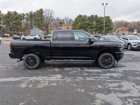 New 2026 RAM 2500 Tradesman AWD/4WD image 4