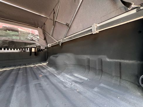 Used 2004 Ford F350 Lariat image 57