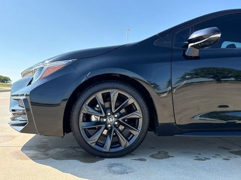 Used 2024 Toyota Corolla SE FWD image 5