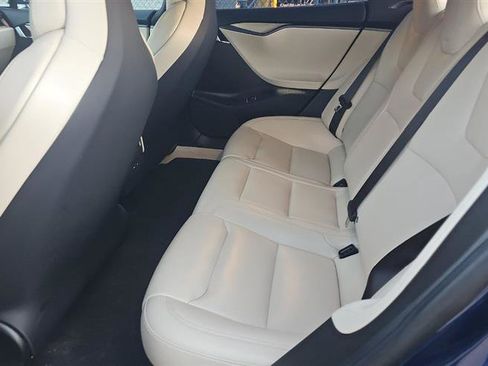 Used 2019 Tesla Model S Standard Range image 8