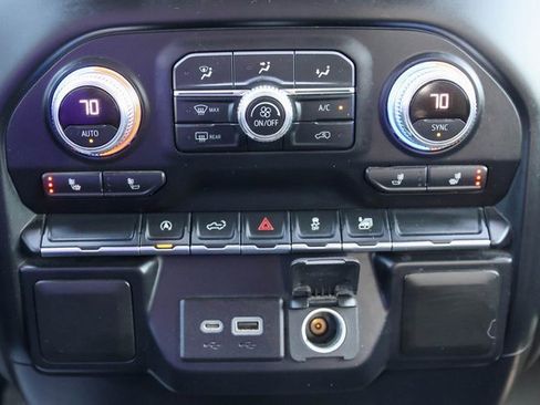 Used 2021 GMC Sierra 1500 Elevation image 23