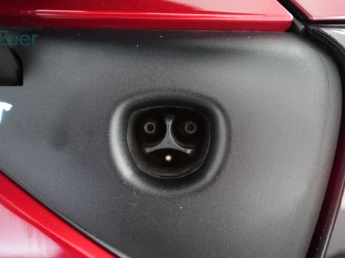 Used 2026 Tesla Model Y Long Range RWD image 10